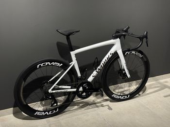 Used Specialized S-Works Tarmac SL8 2026 Road & Gravel — image 6 of 6