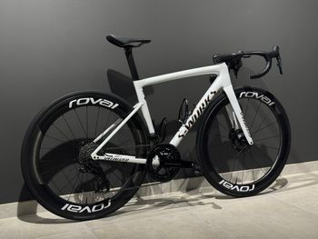 Used Specialized S-Works Tarmac SL8 2026 Road & Gravel — image 2 of 6