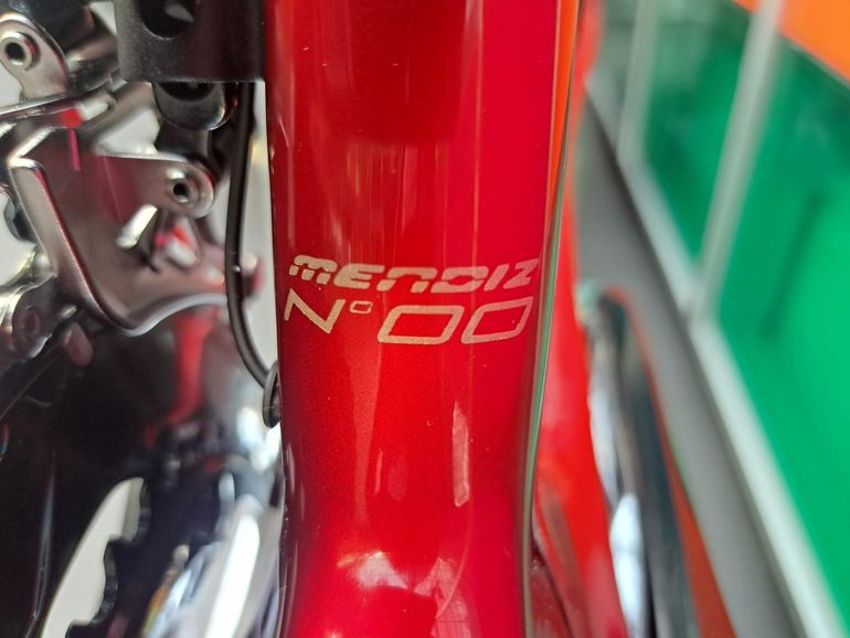 Used Mendiz Mendiz F12 40th Edition 2025 Road & Gravel — image 15 of 17