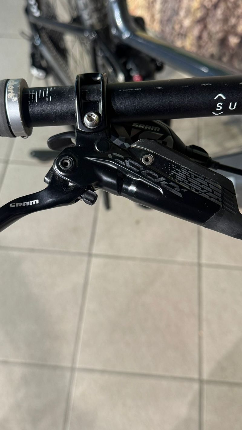 Käytetty Mondraker CHASER R 2023 2023 Mountainbike — kuva 5 / 6