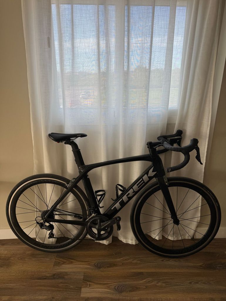 Used Trek Madone 9.0 2018 2018 Road & Gravel — image 1 of 13