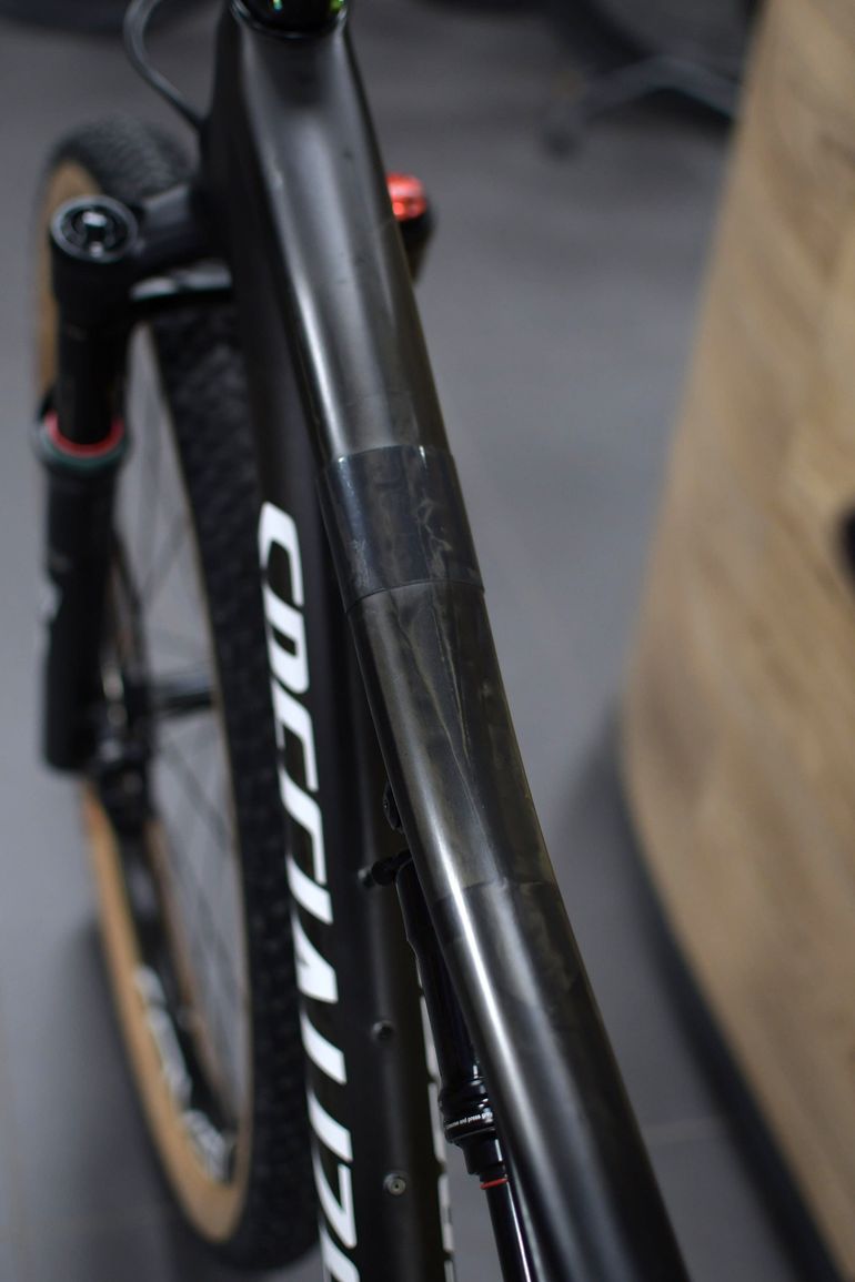 Used Specialized Epic Expert Carbon 2020 2020 Mountainbike — image 8 of 8