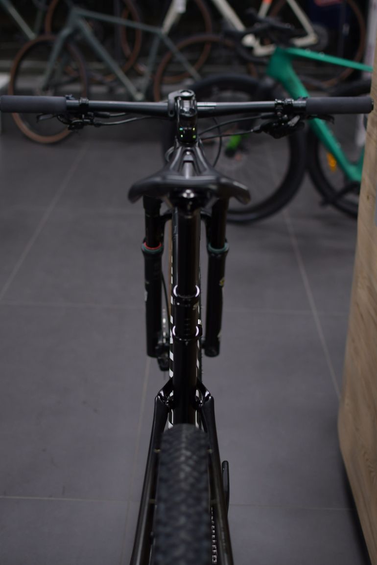 Used Specialized Epic Expert Carbon 2020 2020 Mountainbike — image 7 of 8