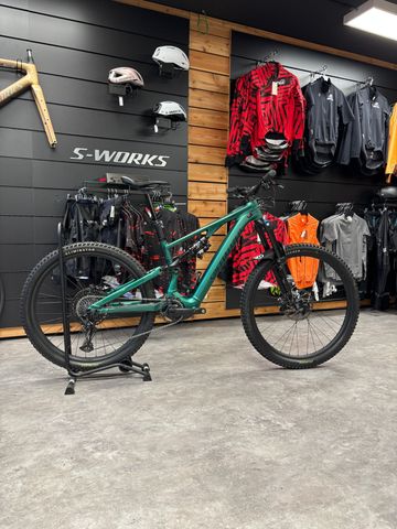 Specialized Levo SL 2 Comp Alloy 2024 Mountainbike usato, Verde — immagine 1 di 7