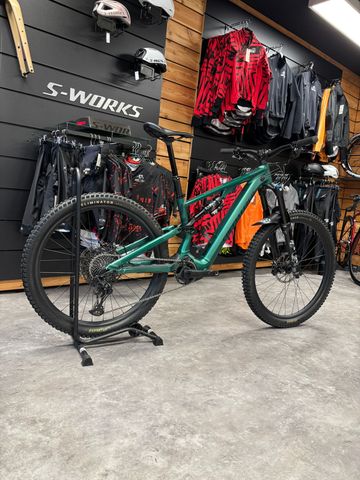 Specialized Levo SL 2 Comp Alloy 2024 Mountainbike usato, Verde — immagine 2 di 7