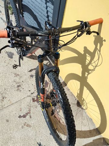 Oiz 2017 Mountainbike d'occasion — image 2 sur 3