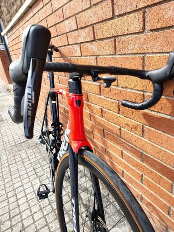 Used Trek Émonda SLR 7 eTap 2022 2022 Road & Gravel — image 5 of 13