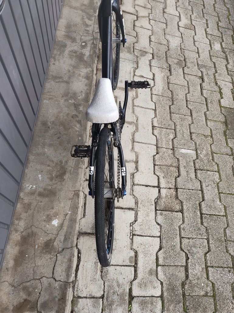 Used feldt Sector 2013 Urban — image 1 of 4