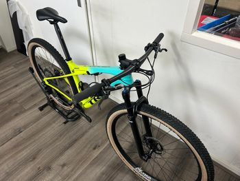 Used Trek Supercaliber SRAM XX1 Eagle AXS 2021 Mountainbike, Blue, 29 — image 2 of 4