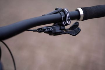 Used Trek Procaliber 9.6 2024 2024 Mountainbike, Light Gray, 29 — image 5 of 9