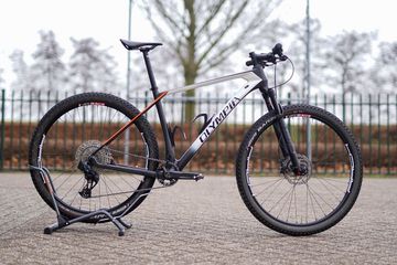 Used Olympia F1 2023 Mountainbike, White — image 1 of 9