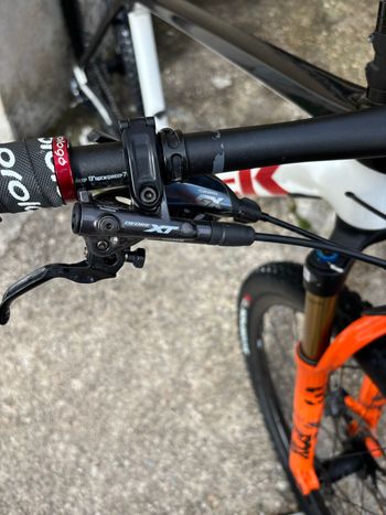 Used Trek Procaliber 9.7 2022 2022 Mountainbike, White, 29 — image 8 of 14