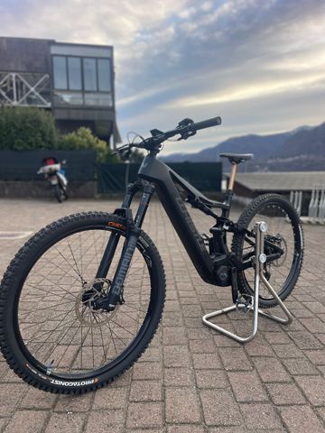 Whistle B-RUSH 10.5 2025 MTB usato