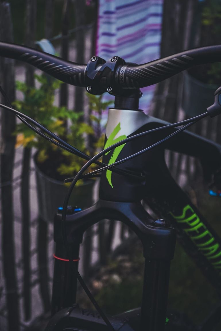Used Specialized Stumpjumper FSR Comp Carbon 29 2017 2017 Mountainbike, Grün, 29 — image 12 of 13