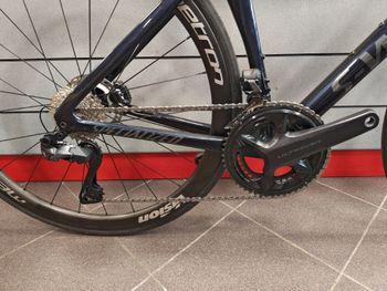 Used Specialized Tarmac Shimano Ultegra Di2 2023 Road & Gravel — image 3 of 10