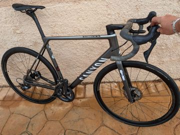 Gebrauchtes Canyon Ultimate Shimano Ultegra 2022 Road & Gravel, Hellgrau — Bild 6 von 11