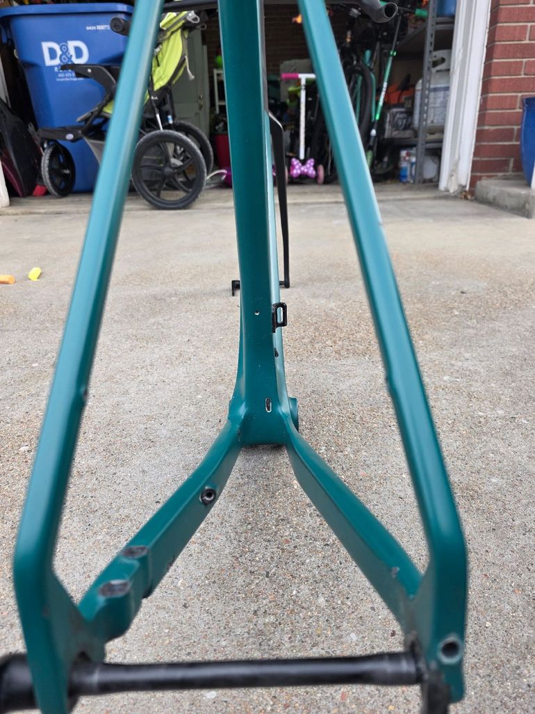 Used Canyon Grail CF SL 8 Di2 2023 Frameset 2023 Road & Gravel, Black — image 8 of 10
