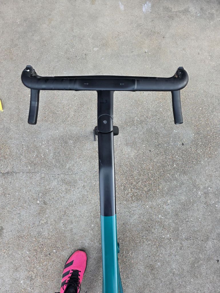 Used Canyon Grail CF SL 8 Di2 2023 Frameset 2023 Road & Gravel, Black — image 9 of 10