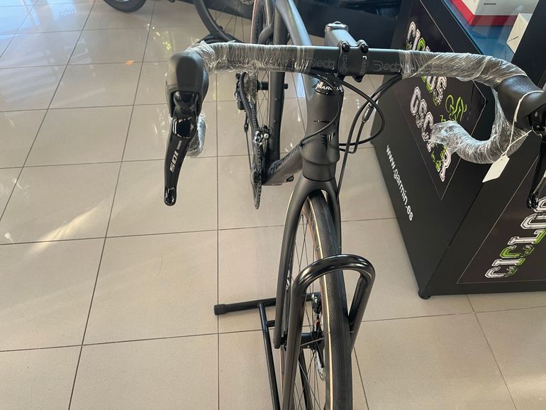 Used Pinarello Razha Shimano 105 2023 Road & Gravel, Black — image 3 of 4
