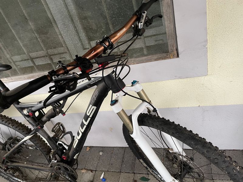 Used BULLS Wild Flow 2016 Mountainbike, Black, 29 — image 4 of 9