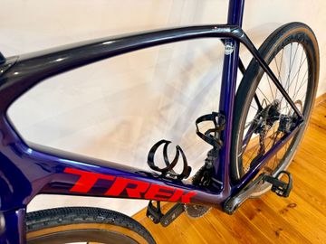 Used Trek Domane SL 6 2021 2021 Road & Gravel, Purple — image 4 of 5
