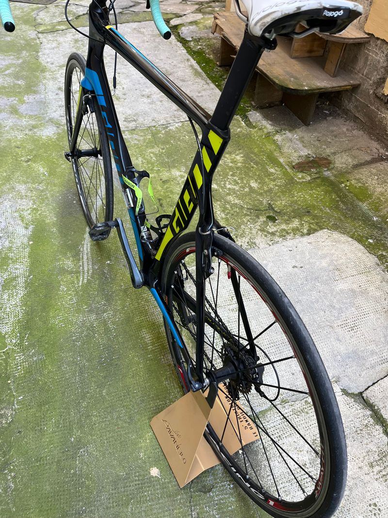 Used Giant Propel Advanced 1 2017 2017 Road & Gravel, Black — image 2 of 5