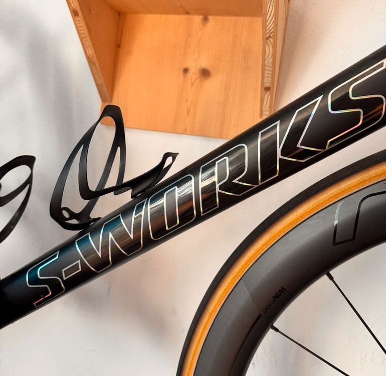 Used Specialized S-Works Tarmac SL6 Disc - Dura Ace Di2 2023 2023 Road & Gravel, Light Gray — image 2 of 5