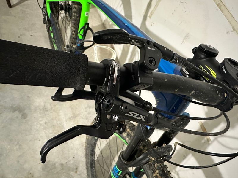 Used Giant XTC Advanced 1 2017 2017 Mountainbike, Green, 27.5 — image 3 of 3