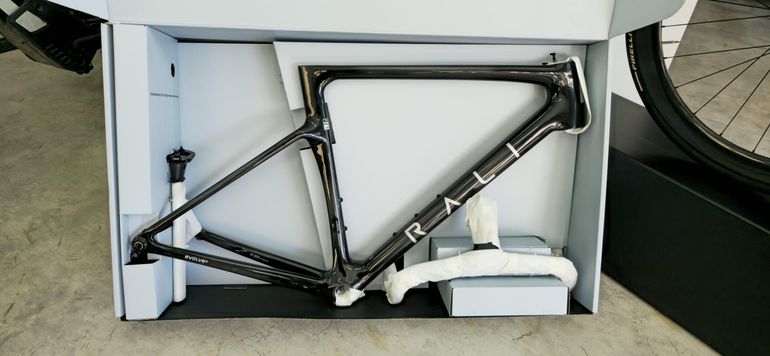 Used rali Evolve Cima Frameset 2026 Road & Gravel, Black — image 2 of 3