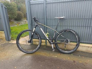 Gebrauchtes Bianchi Ethanol 27.2 2015 Mountainbike, Schwarz — Bild 2 von 9