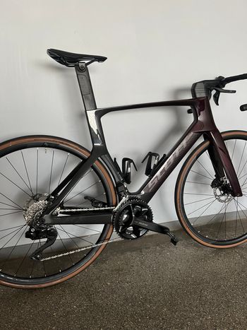 Scott, Foil Shimano 105 Di2