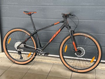 Gebrauchtes KTM MYROON COMP 29 2025 2025 Mountainbike, Schwarz, 29 — Bild 2 von 9