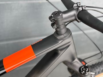 Gebrauchtes KTM MYROON COMP 29 2025 2025 Mountainbike, Schwarz, 29 — Bild 7 von 9