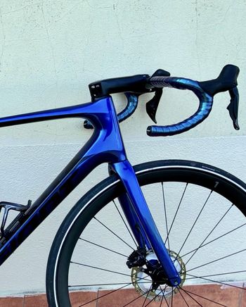 Used Giant Defy Advanced, Pro 1 Di2 2021 2021 Road & Gravel, Blue — image 6 of 6