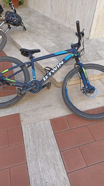 Used ROCKRIDER 27.5" Mountain Bike ST 520 2024 2024 MTB