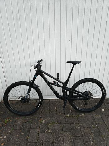 Used Canyon Spectral 29 CF 7 2022 2022 Mountainbike, Schwarz, 29 — image 2 of 4