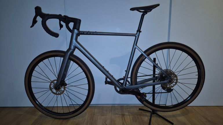 Used Scott Speedster Gravel 10 2022 2022 Road & Gravel, Light Gray — image 1 of 13