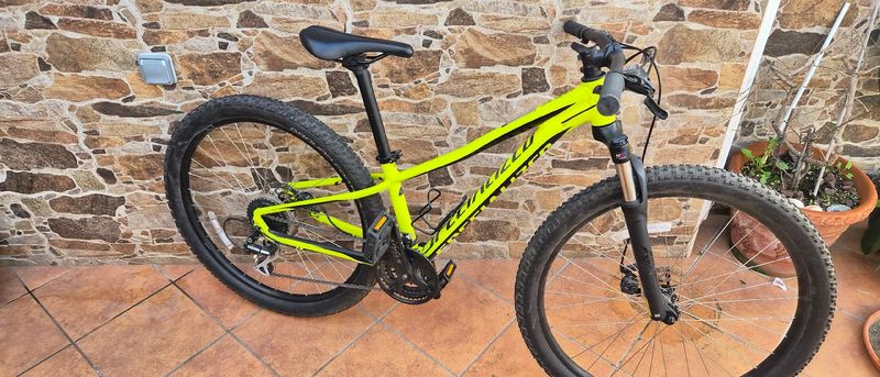 Tweedehands Specialized Men's Pitch Comp 2019 2019 MTB