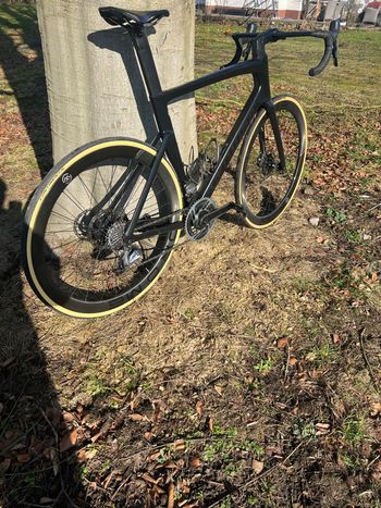 Used Specialized Venge Pro - SRAM Force eTap AXS 2020 2020 Road & Gravel, Black — image 2 of 7