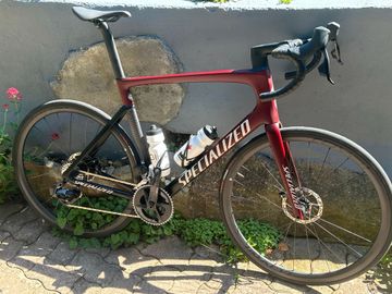 Specialized Tarmac SRAM Rival eTap AXS 2023 Road & Gravel usato
