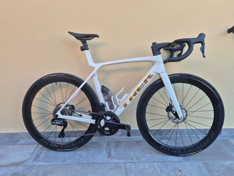 Used Trek MADONE SRL 2025 Road & Gravel, Blanco — image 1 of 6