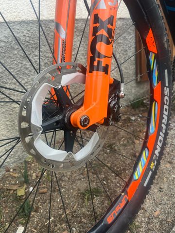 Tweedehands Torpado Ribot X 2023 Mountainbike — afbeelding 2 van 9