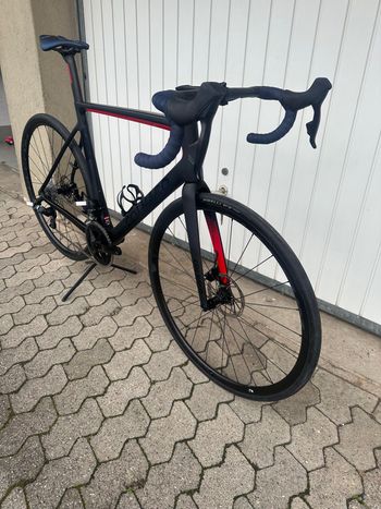 Used Colnago V3 Disc Rival AXS Bike 2024 2024 Road & Gravel, Schwarz — image 5 of 9