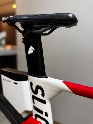 Used Factor SLiCK SRAM Red eTap 2021 Road & Gravel, Red — image 12 of 15