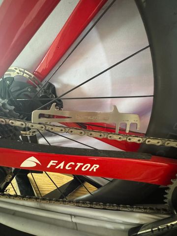 Used Factor SLiCK SRAM Red eTap 2021 Road & Gravel, Red — image 2 of 15