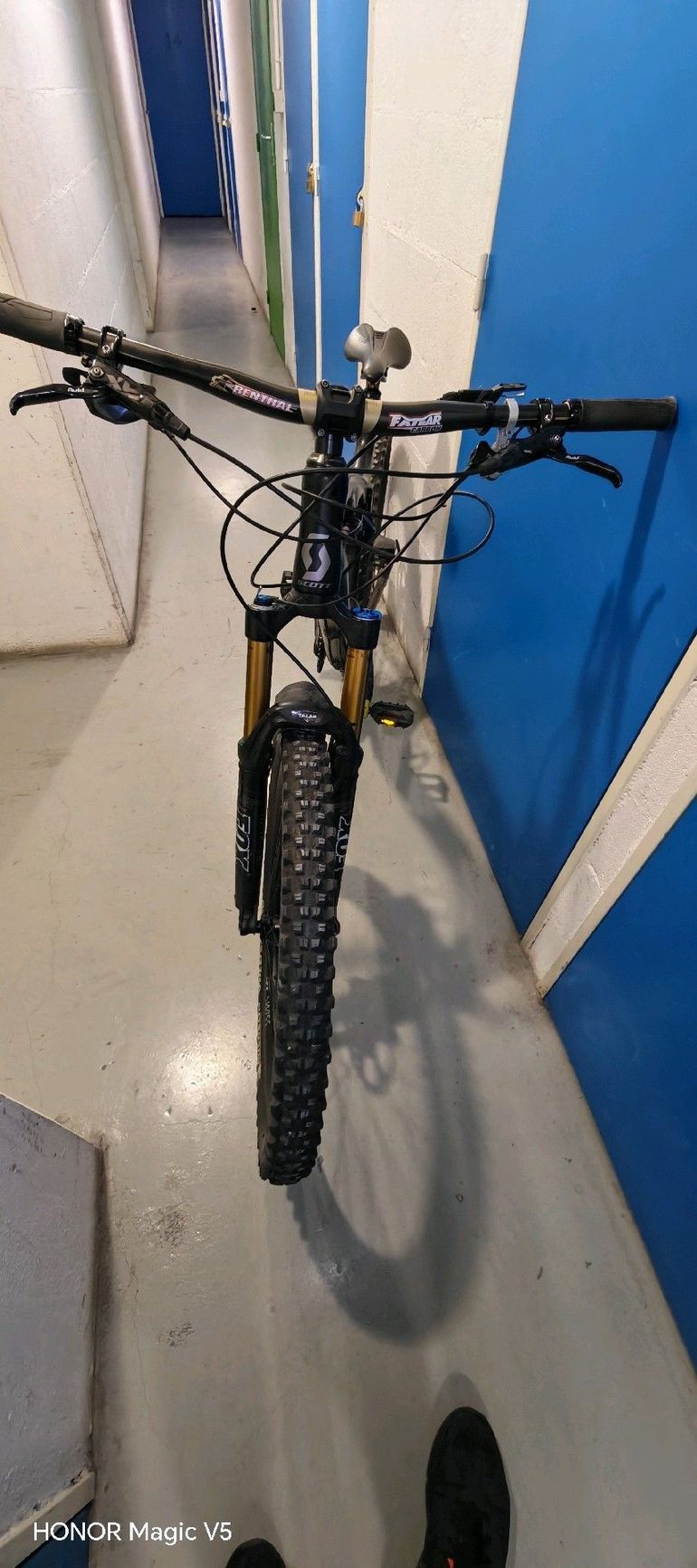 Used Scott Genius 700 SL 2014 Mountainbike, Black — image 40 of 51