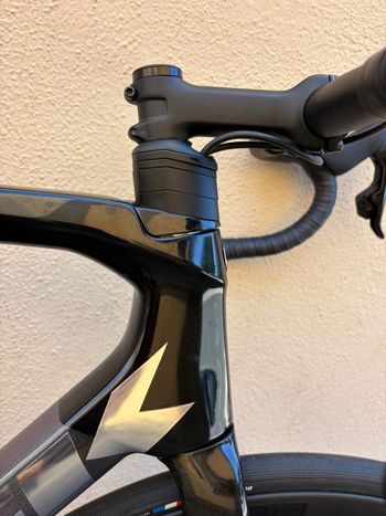Used Trek Émonda SL 6 AXS 2023 2023 Road & Gravel, Black — image 8 of 8