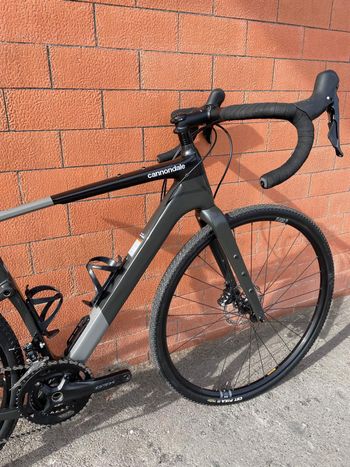 Used Cannondale Topstone Carbon 4 2025 2025 Road & Gravel, Negro — image 7 of 9