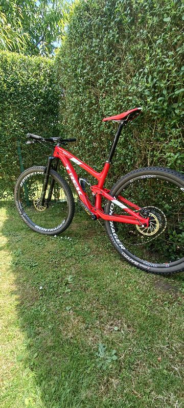 Gebrauchtes Trek Top Fuel 2018 Mountainbike, Rot — Bild 1 von 3