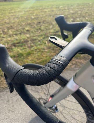 Canyon Ultimate CFR eTap 2023 2023 Road & Gravel d'occasion — image 6 sur 9